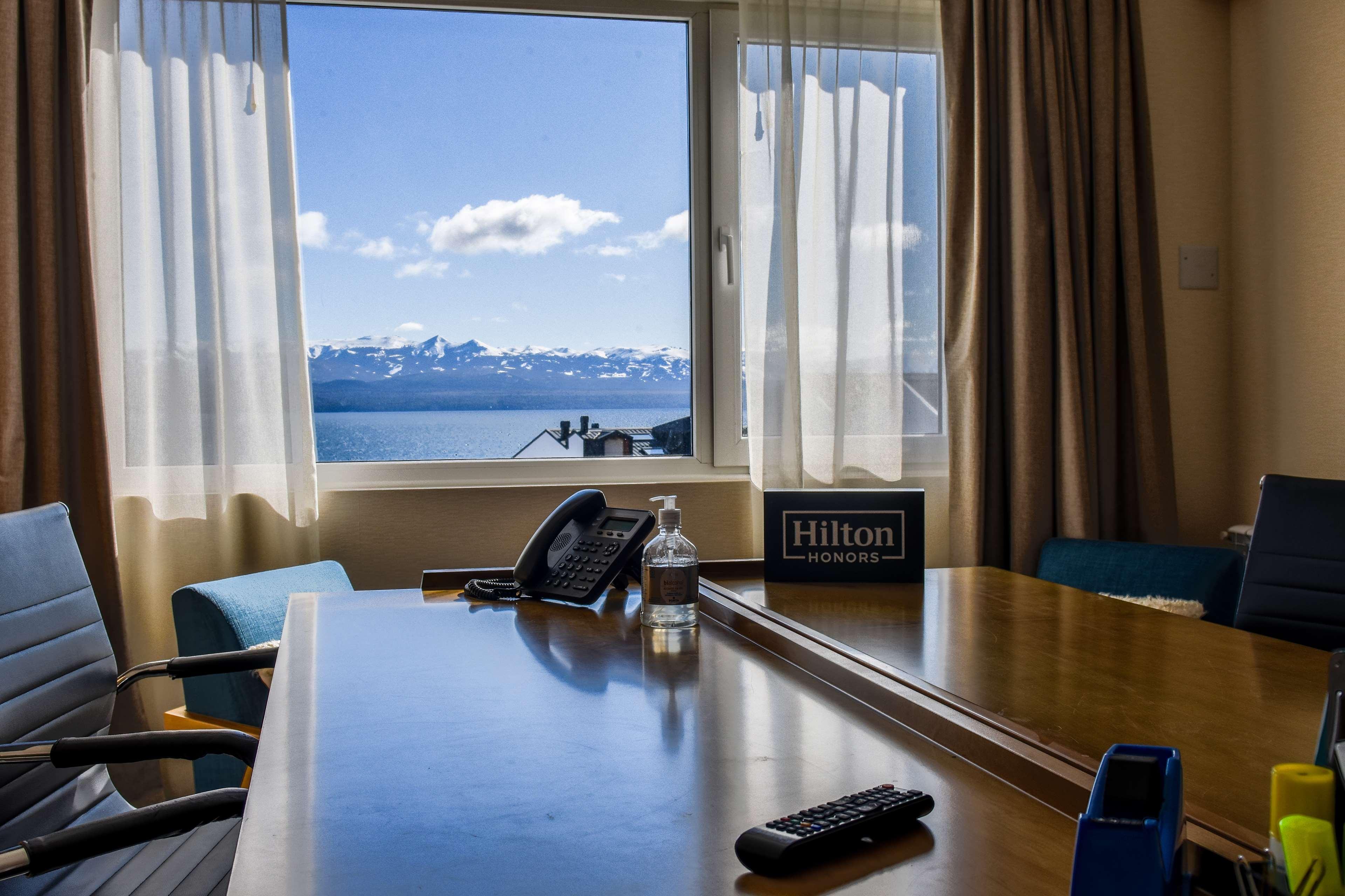 Hampton By Hilton Bariloche Hotell Exteriör bild