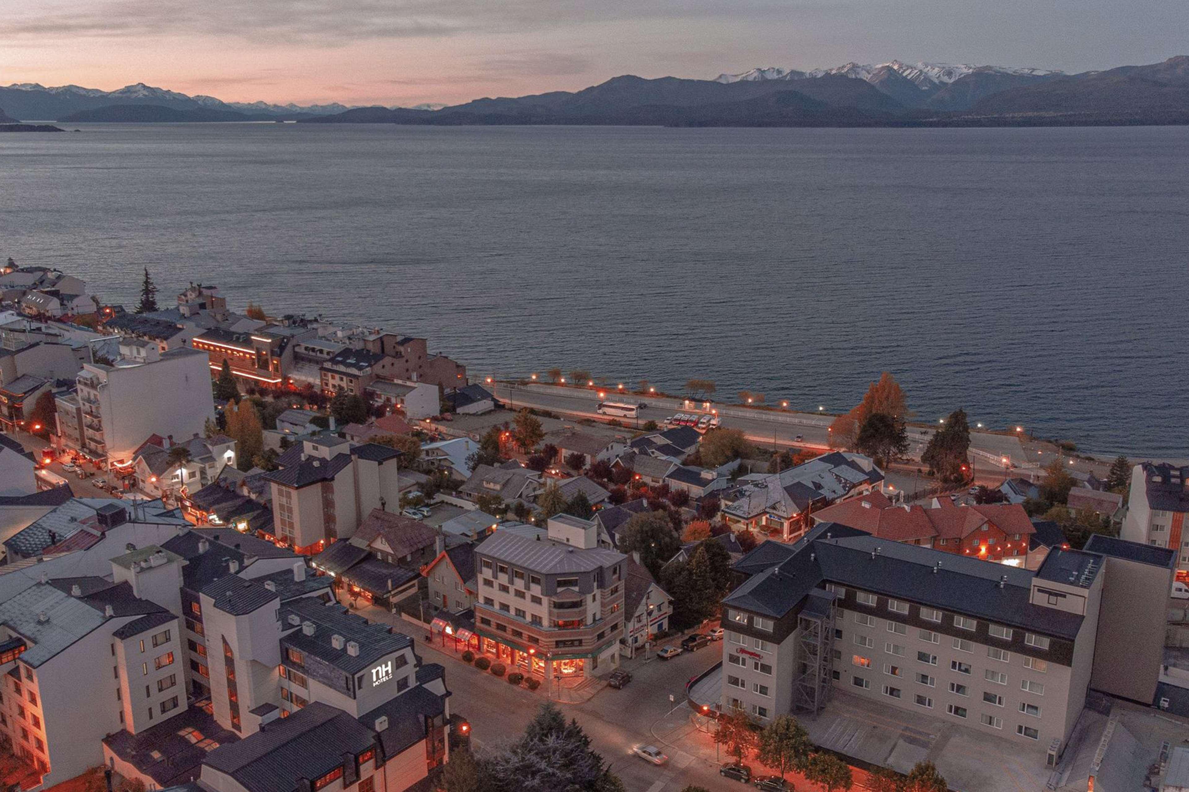 Hampton By Hilton Bariloche Hotell Exteriör bild